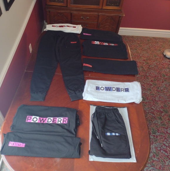 Powderr Joggers - Picture 4 of 4